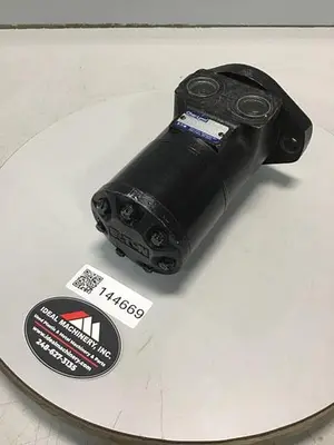 USED CHAR LYNN 101 2169 009