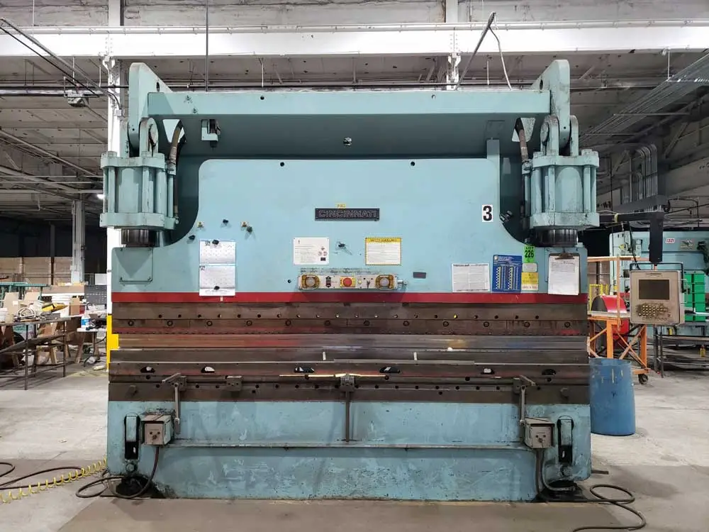 Pre-owned CINCINNATI Press Brake 12’ x 350 ton capacity