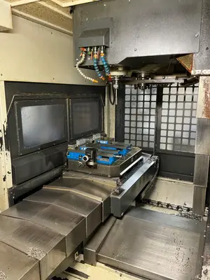 Used 2012 FEELER VMP-800 APC Vertical Machining Centers Ohio US | Aucto #1306759