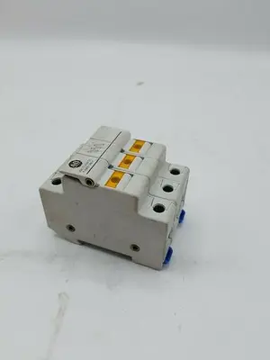 Allen-Bradley 1492-FB3C30L Ser.A Fuse Holder