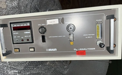 M Braun Glove Box System with Oxygen and H2O Analyzers Mb150b-G-1