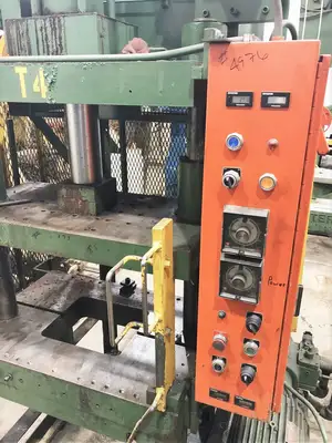 25 Ton Custom Press • Used Custom 2 Column Press