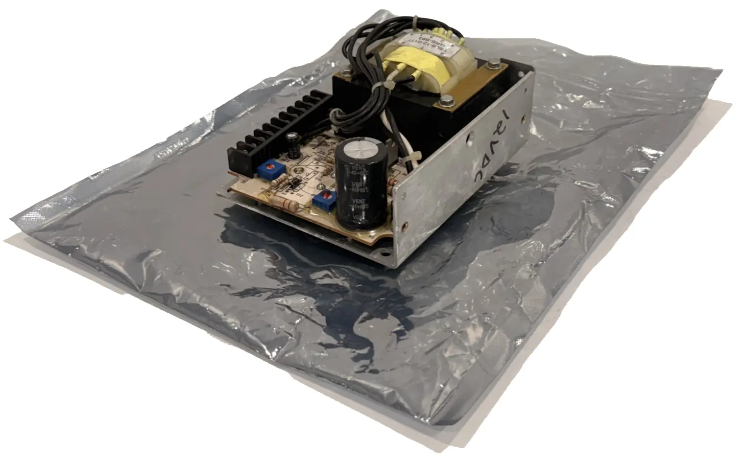 NEW SOLA /EMERSON POWER SUPPLY SLS-12-017T SLS12017T