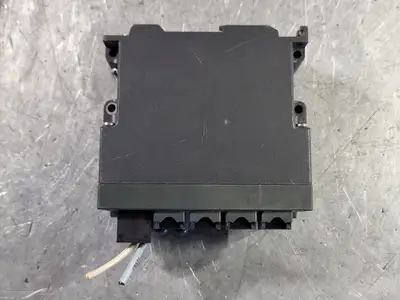USED SIEMENS 6GK5204-2BB10-2AA3