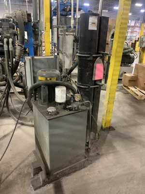180mm Milacron/Gamma Meccanica Recycling System, New In 2010