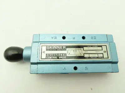 S3B0CCX2 Skinner Directional Control Valve 5/2 5 Way 2 Pos 1/4" NPT 150 PSI