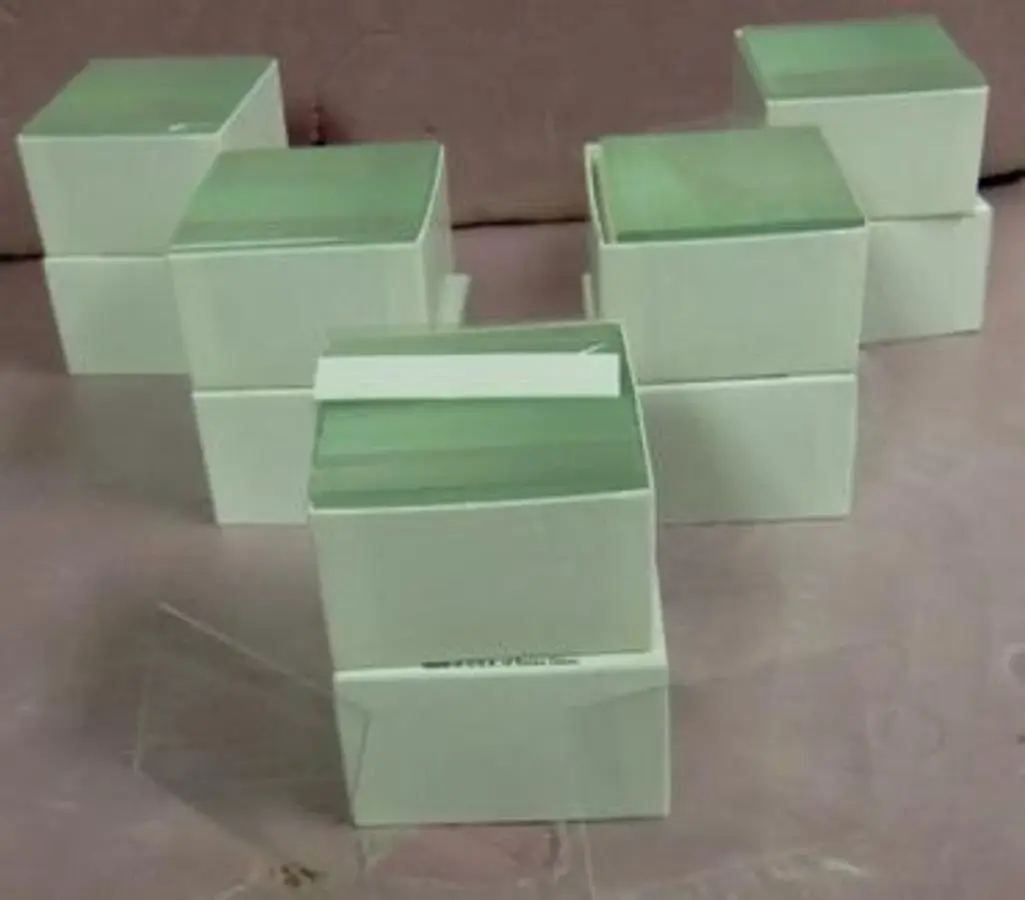 QTY. 5. BOXES OF THERMO SCIENTIFIC PLAIN MICROSCOP...