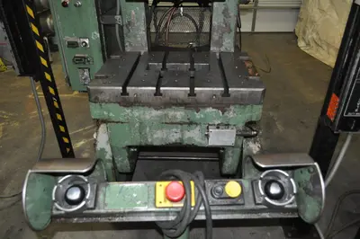 USED 1993 BLISS C-60
