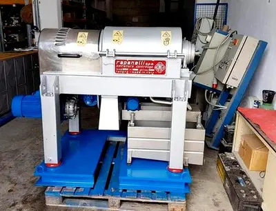 Rapanelli ZERO decanter centrifuge, 316SS.