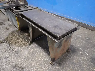 Hem Inc 32" X 14" Horizontal Band Saw