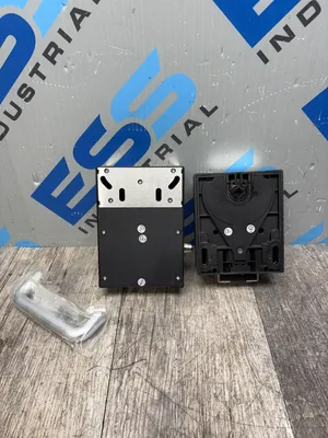 EUCHNER L1H-APA-L-110588 Electrical/PLC/Automation | ESS Industrial Equipment Sales (4)