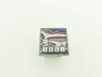 Keyence RC-19 Digital Preset Counter 4-Digit LED 12-24VDC