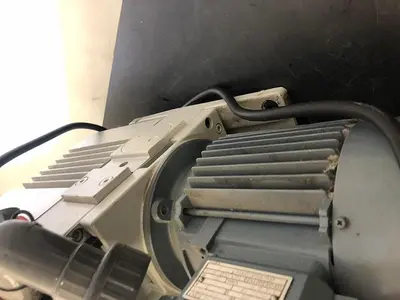 LEYBOLD HERAEUS D8B-DS