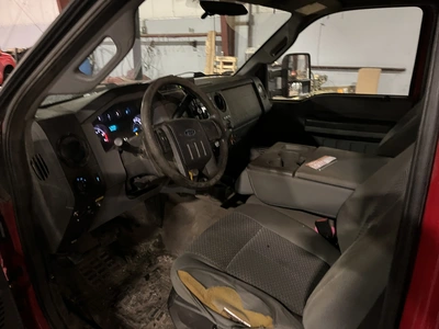 USED 2011 FORD F-550