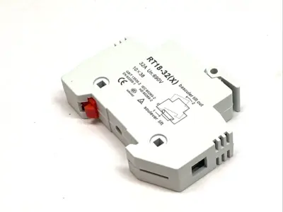 USED MRO FUSE HOLDER 10X38MM 32A 380–500V 1-POLE DIN RAIL LOT OF 3