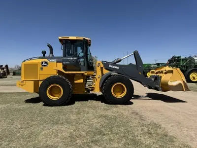 USED 2021 Deere 544L