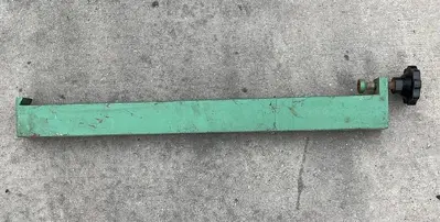 Unknown Bandsaw ? Fence ~ Fits tables 23 1/4" to  24 1/2" ~  (5686)