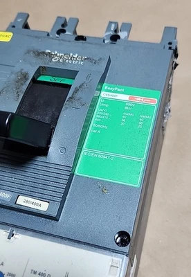 USED Schneider Electric LV540306