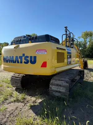 KOMATSU PC360 Excavator | Iron Listing (3)