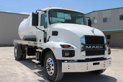 New | in-Stock 2027 MACK MD7 Septic/Sewer/Vacuum Trucks Texas US | Roll Off Truck World #1491897