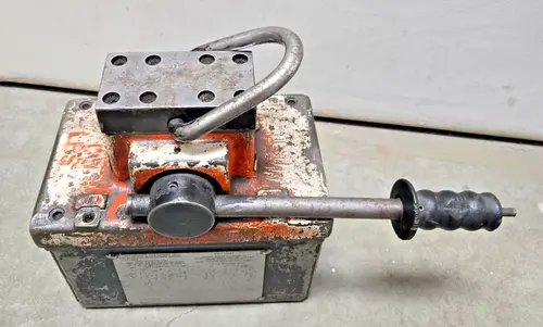 CM-3 Electromagnetic Lifting Magnet 2000 LBS Load Capacity
