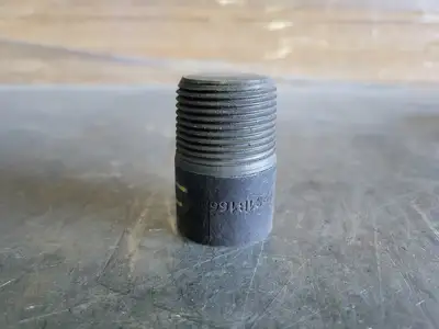 1" Threaded Round Head Plug, B16, 6M, JD/A350LF2C1