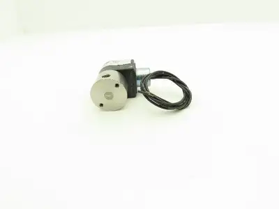 Parker 743040115B 743040115B Pneumatic Control Valve 3 Way 90PSI 1/8"NPT NC 120V