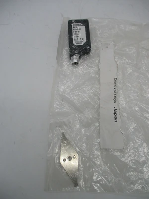 NEW Balluff B0S 5K-PS-IX10-S75