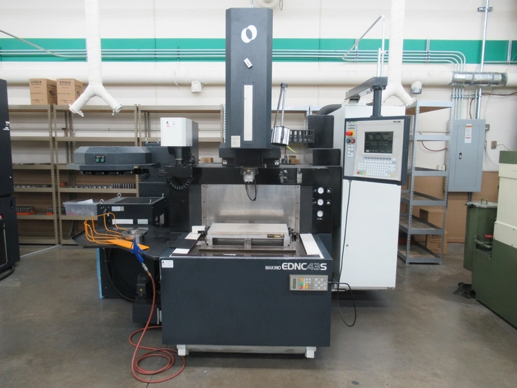 Used MAKINO EDNC43-A16MR EDM Sinkers Minnesota US | Machinesused.com #1505681