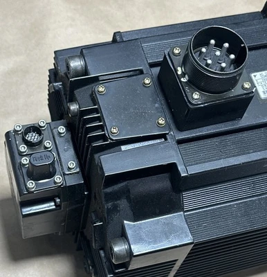 USED Yaskawa SGMRS-30A2A-YR11