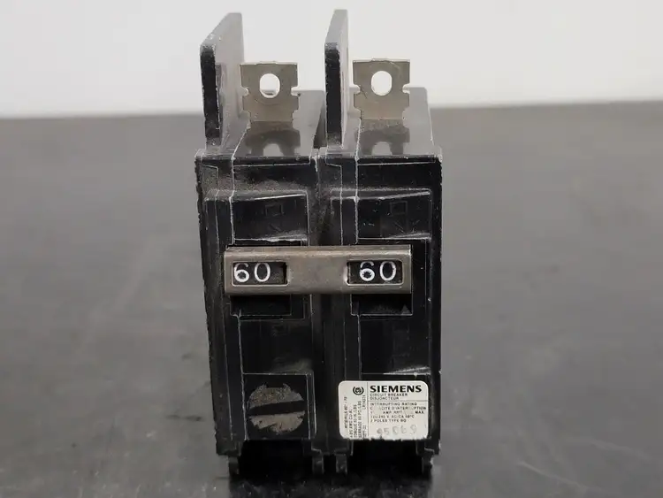Used SIEMENS BQ260 Switchgears British Columbia CA | Lenmark #242817