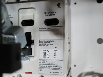 Used EATON SVX004A1-5A4N1 Switchgears British Columbia CA | Lenmark #240312