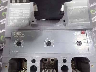 1600A Siemens HPXD63B160 Sentron Series Circuit Breaker 600VAC 3 Pole Used