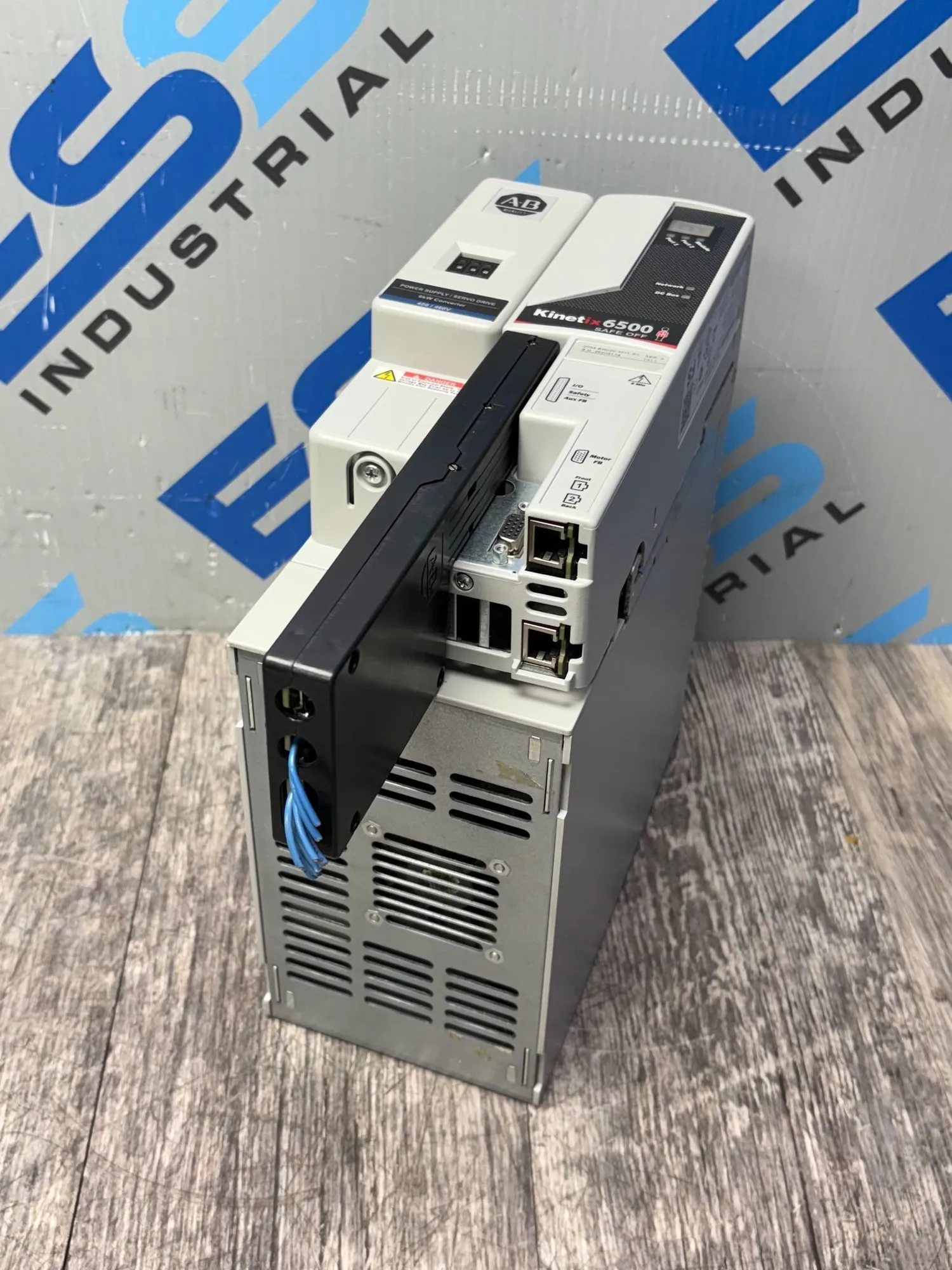 USED Allen-Bradley 2094-BC01-MP5-M SER. A