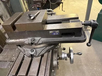 EX-CELL-O 602 Milling Machines | ListingHippo (7)