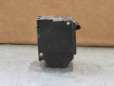 Used GENERAL ELECTRIC THQL230 Switchgears British Columbia CA | Lenmark #243310