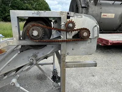 USED MAGNUSON ENGINEERING SHUFFLO FEEDER AND SLICER 54" WIDE