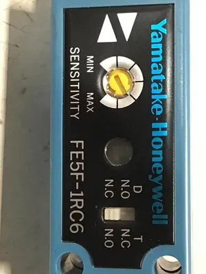 USED YAMATAKE FE5F-1RC6