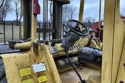 Used 2008 MASTER CRAFT C-10-7116 Internal Combustion Forklifts: Pneumatic Tire Indiana US | Proxy Equipment #1385375