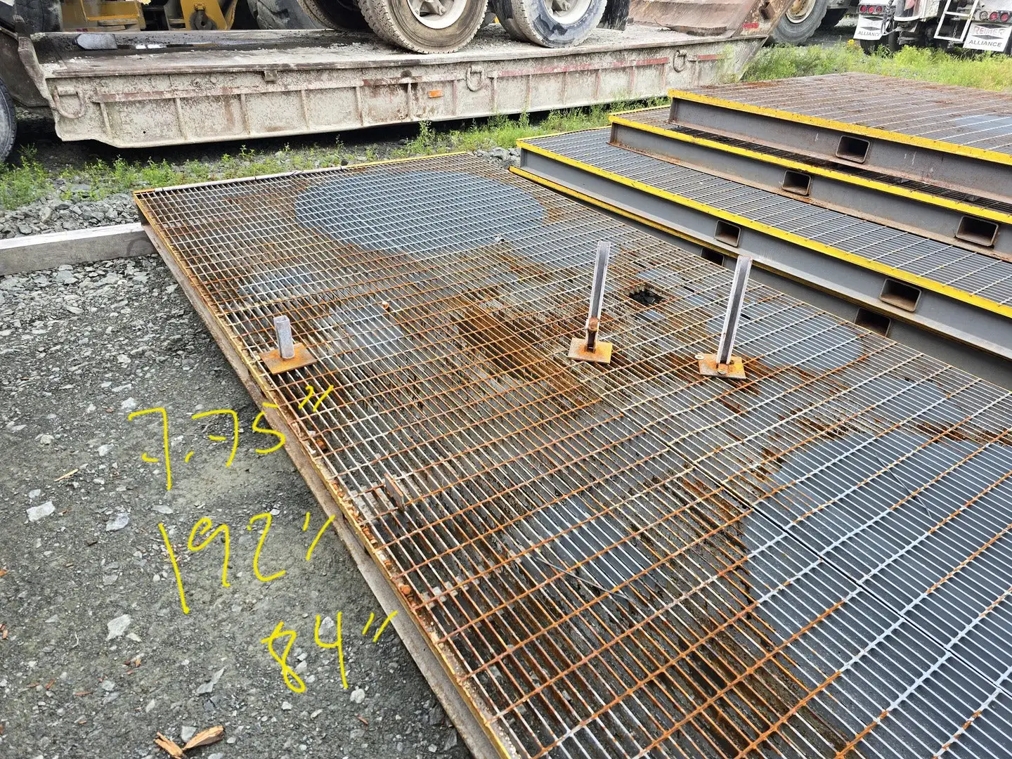 192" x 84" x 7.75" Platform Grate