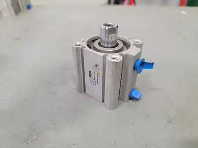USED SMC NCQ2L40-25DZ