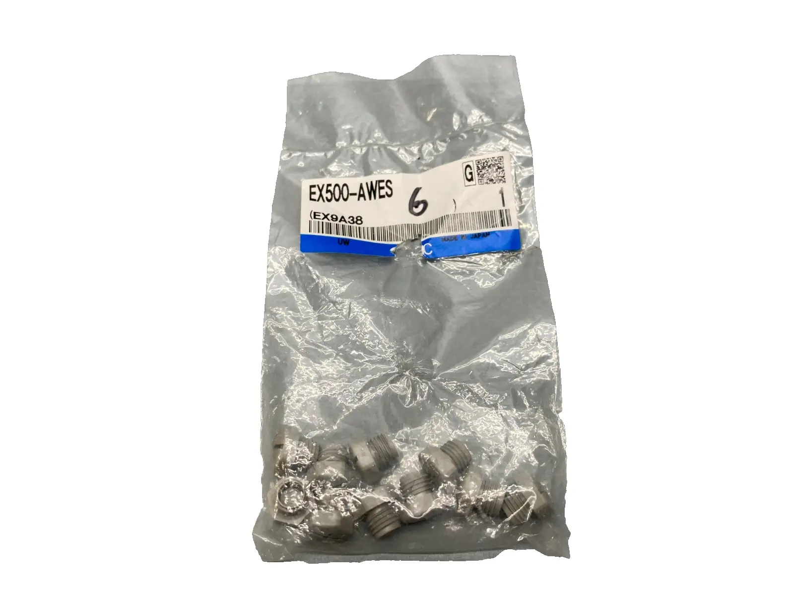 USED SMC WATERPROOF CAP M8 SOCKET PACKAGE OF 10