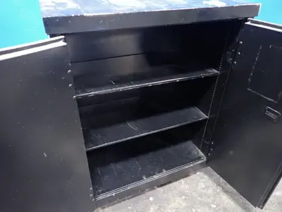 The Globe Wernickelo 3 Shelves  Cabinet