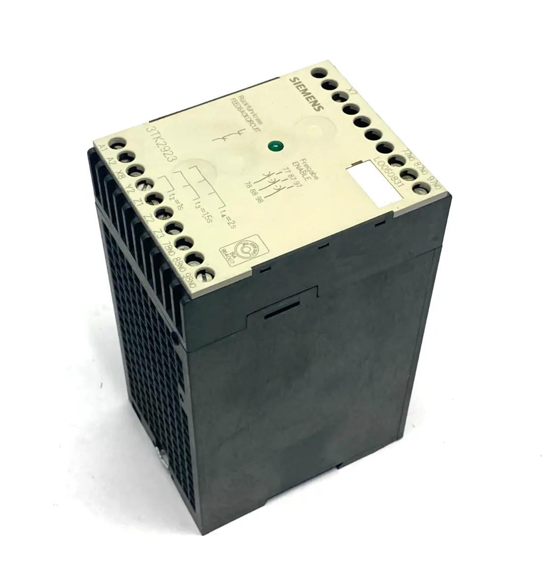 Used SIEMENS ADJUSTABLE DELAY MODULE, 3-CIRCUITS DELAYED Industrial Controls | Maverick Industrial Sales #1103047