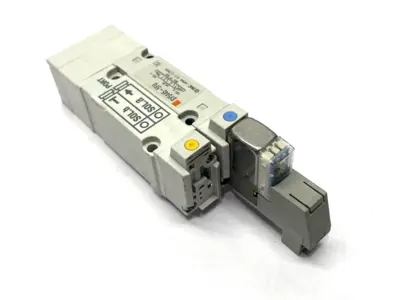 Used SMC Pneumatic Solenoid Valve 5-Port 24VDC Solenoid Valves Michigan US | Maverick Industrial Sales #1401366
