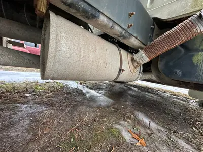 Used 2000 INTERNATIONAL 4900 DT466E Fuel & Lube Trucks Pennsylvania US | Proxy Equipment #1385352