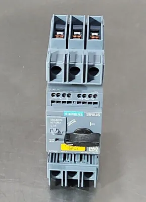 Siemens 3RV2811-1BD10 Circuit Breaker. 4E-21