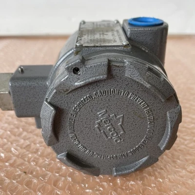 USED Dwyer CRF2-WR01T-024-H20