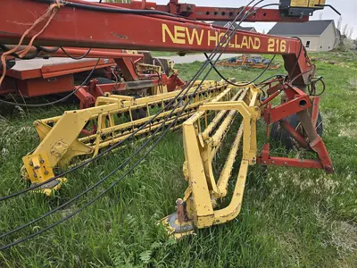 USED NEW HOLLAND 216