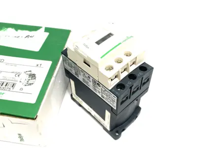 USED SCHNEIDER ELECTRIC IEC CONTACTOR TESYS DECA NONREVERSING 9A 5HP AT 480V
